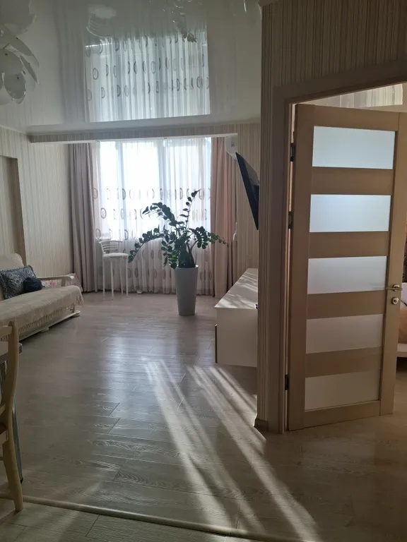 Двухкомнатные апартаменты с потрясающим видом на море и горы