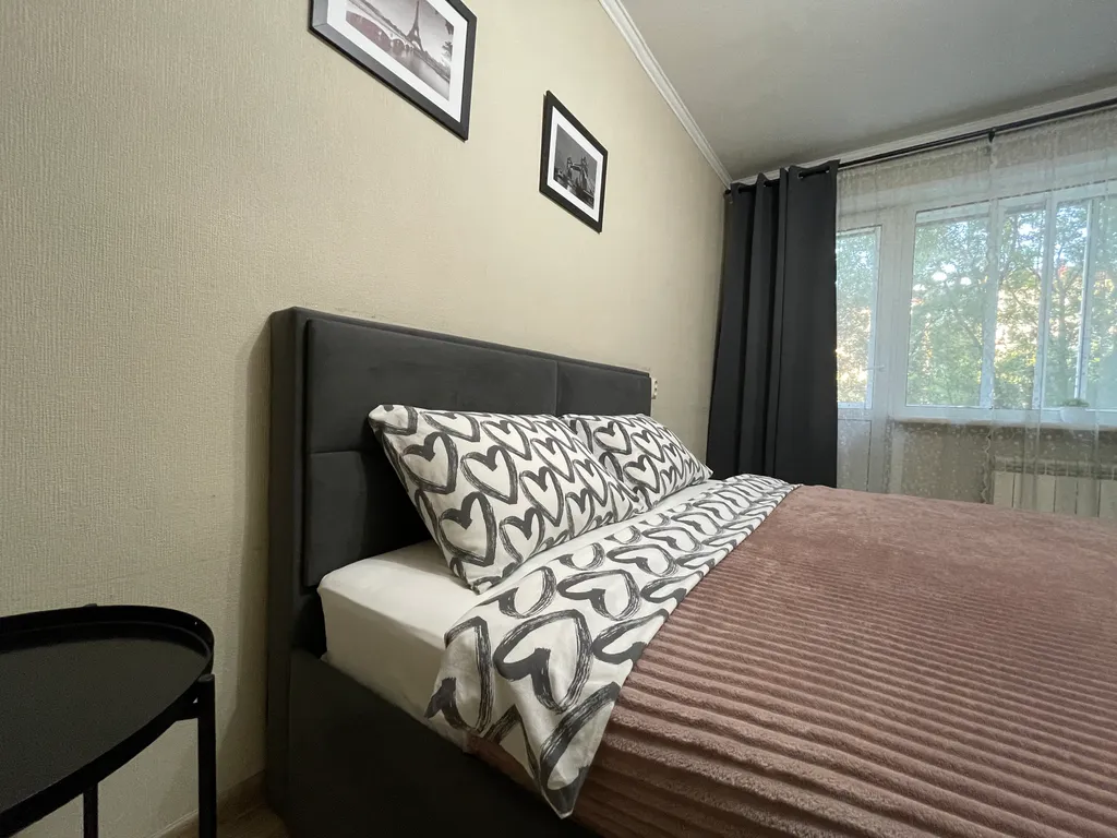 Однокомнатная квартира у Вокзала — аренда посуточно в Горно-Алтайск