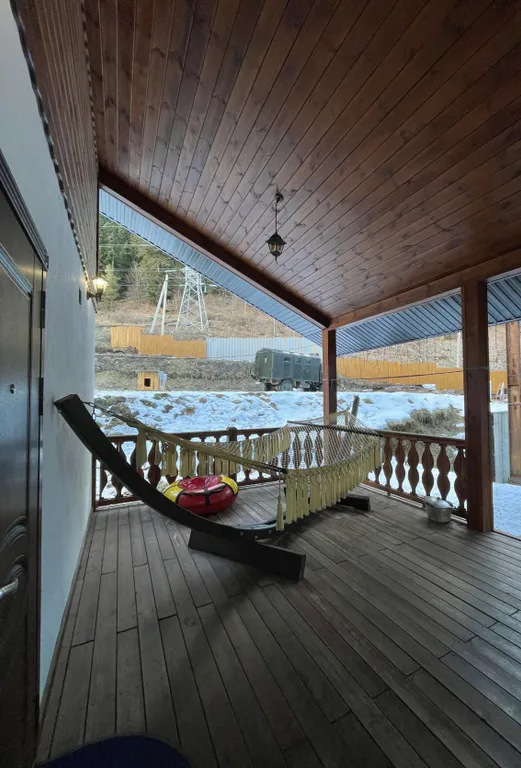 Дом 2-этажный с гамаком и мангальной зоной