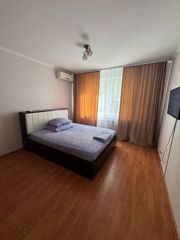 Уютная двухкомнатная квартира рядом с Аквапарком и Детской больницей