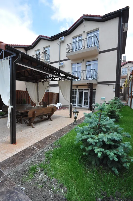 Коттедж делюкс