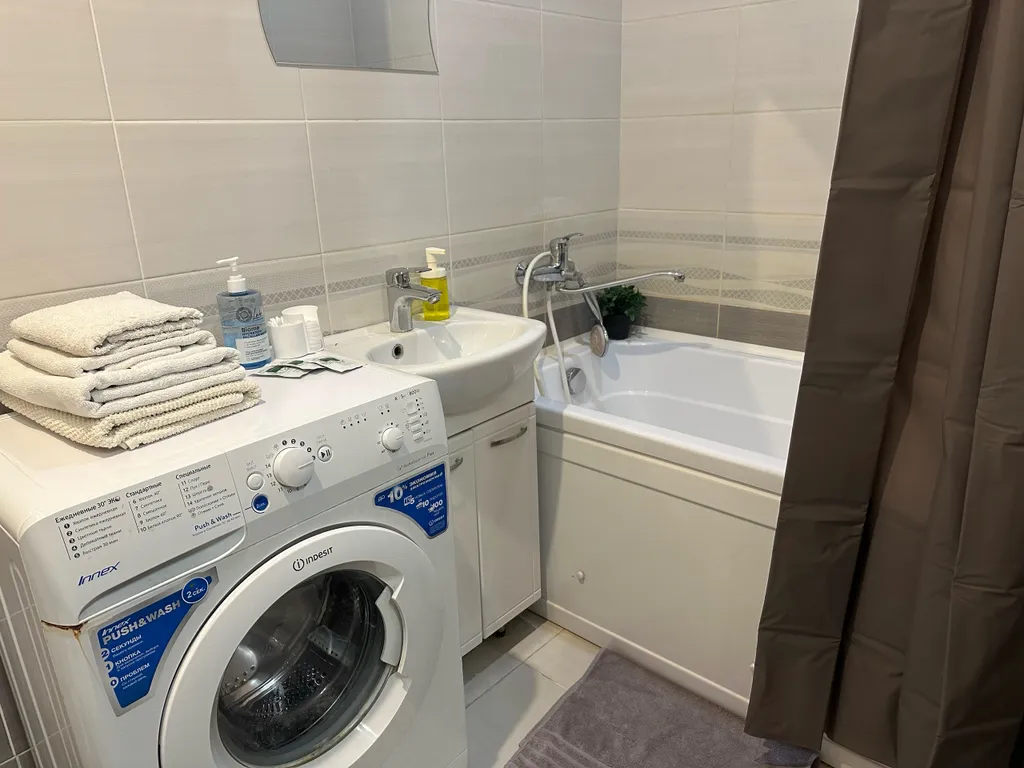 Студия с балконом