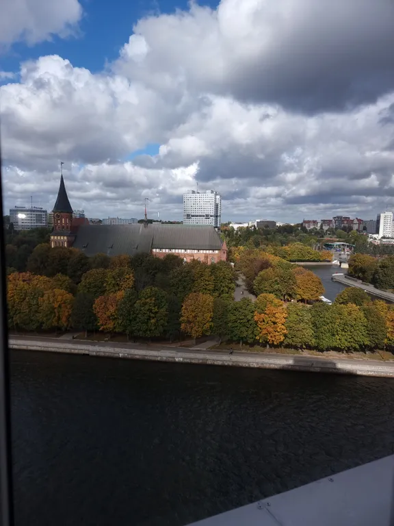 Просторные апартаменты с панорамой на остров Канта