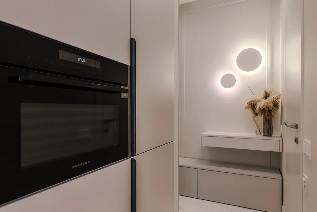 Стильная квартира в ЖК бизнес-класса с бассейном