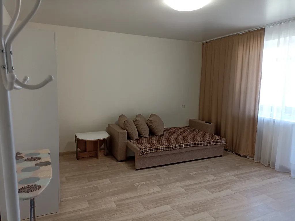 Уютная квартира с новым ремонтом — аренда посуточно в Барнаул