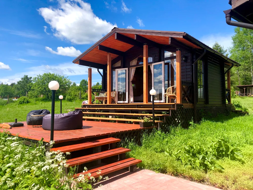 Коттедж Коттедж Шале у озера — Приозерск