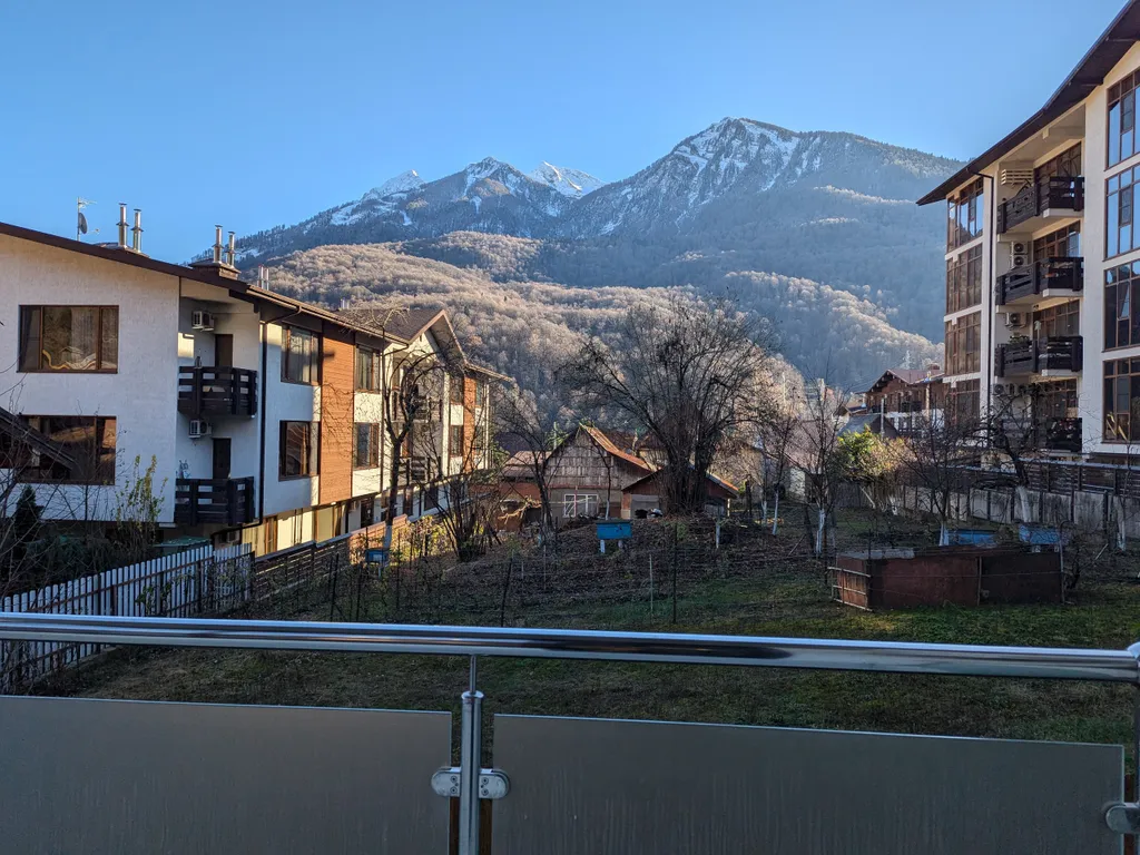 Элитный апартамент с панорамой гор