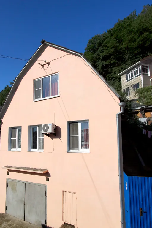 Двухкомнатный уютный дом 10 минут от пляжа