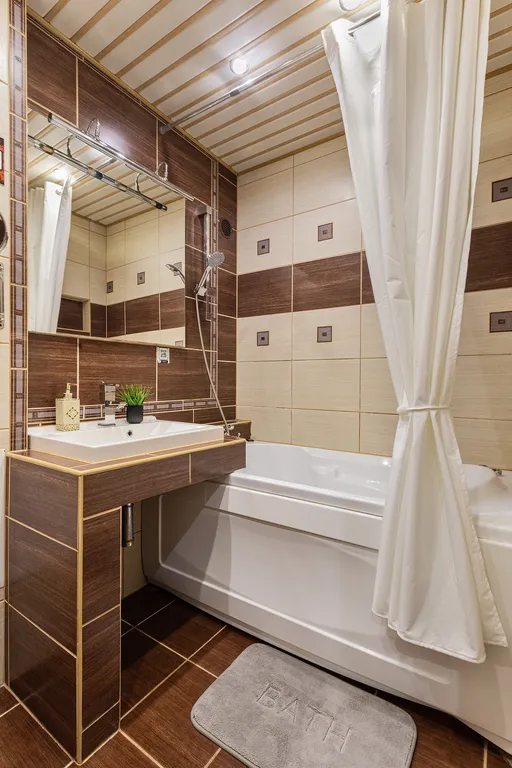 J&N Apartments Двухкомнатные апартаменты с гидромассажной ванной