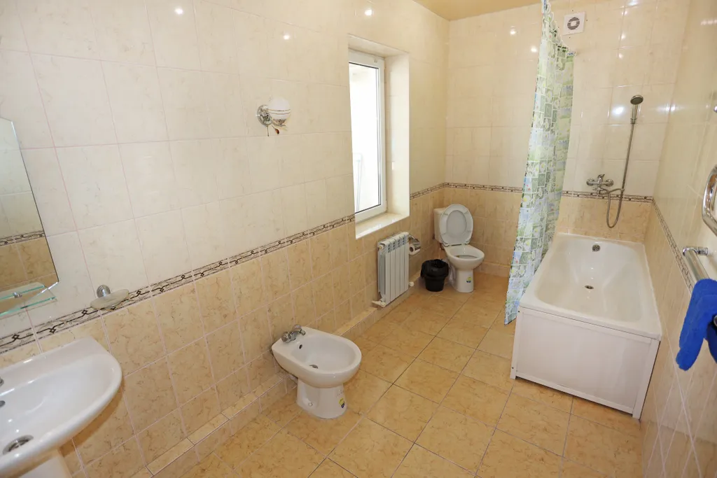 6-комнатный Дом