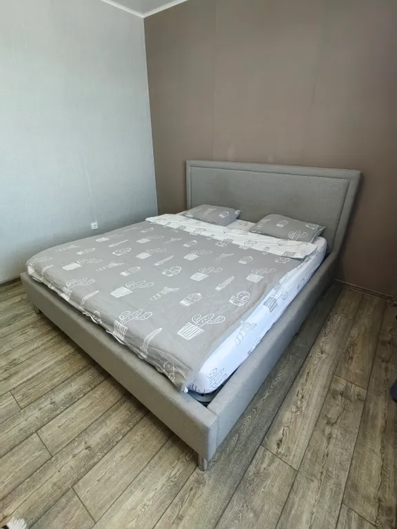 3 комнатная квартира на Обороне на 20-м этаже