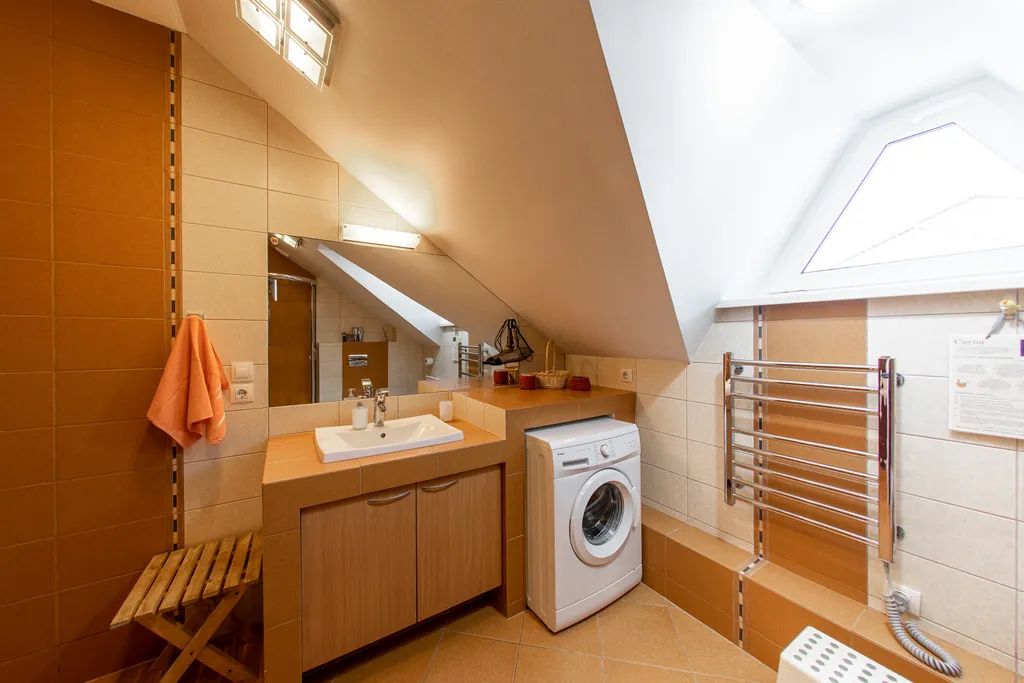 Семейный таунхаус с камином и сауной