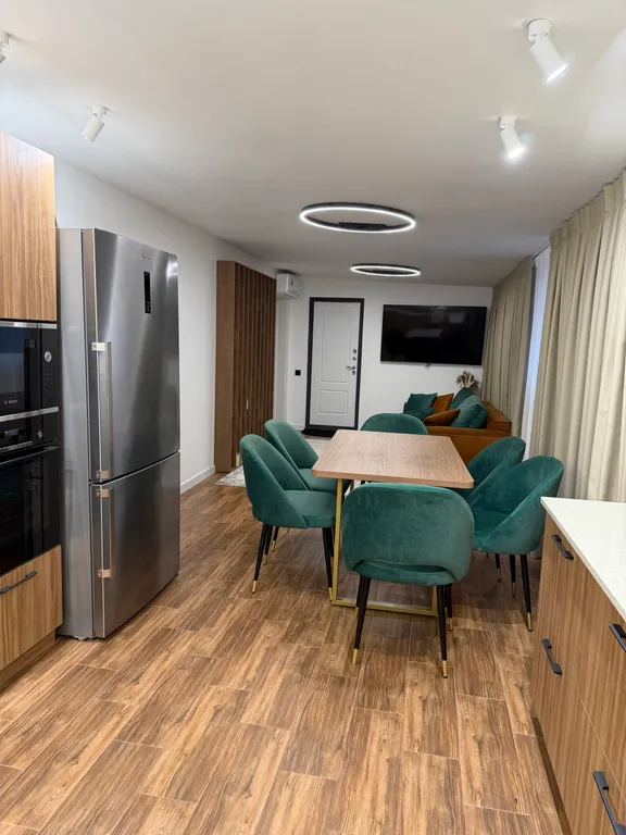 4-комнатный Дом