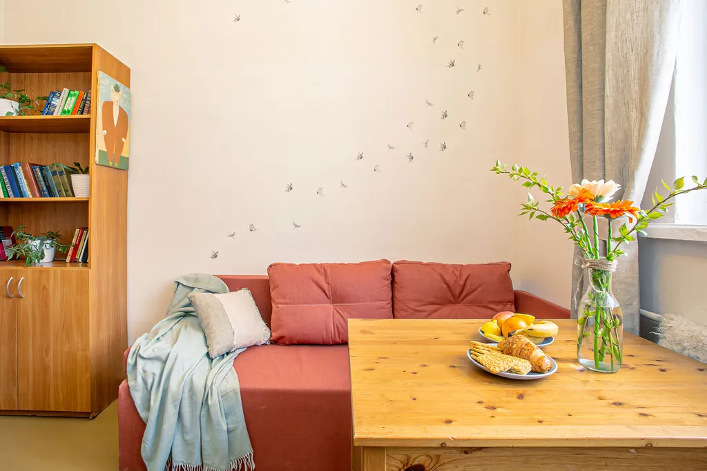 Светлый дом на Сенной