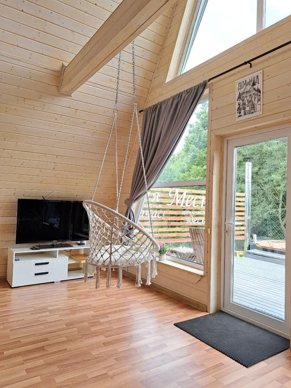 Дом у озера с банным чаном и русской баней