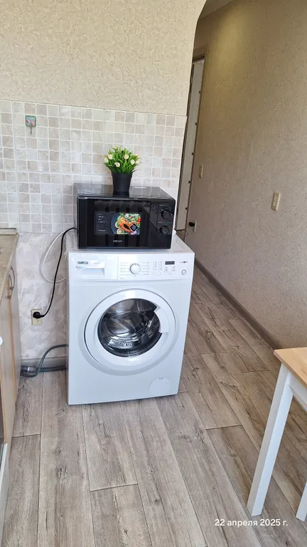 Квартира Квартира с панорамным балконом в самом центре города — Курск