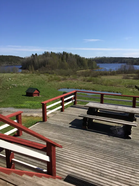 На Ладоге Брусничный