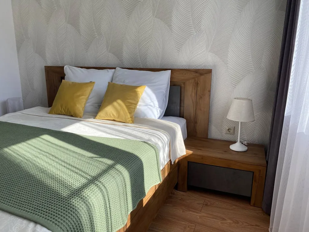 Новый дом у театра в историческом центре