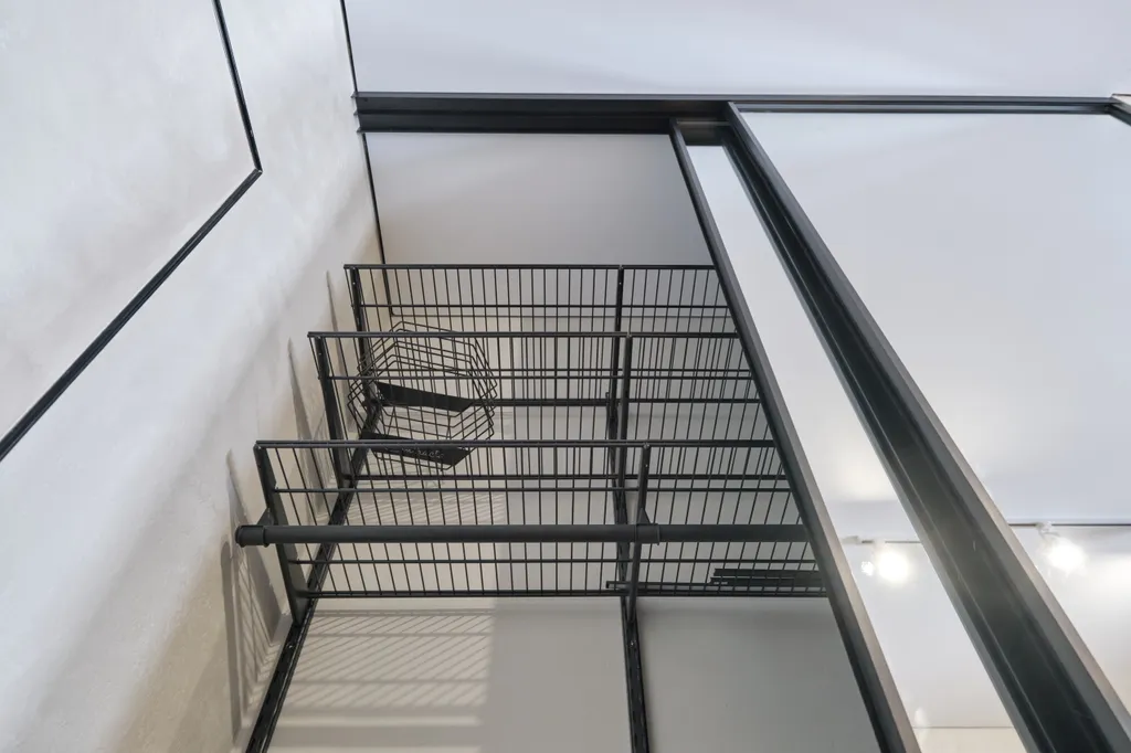 Стильные апартаменты с видом на закат