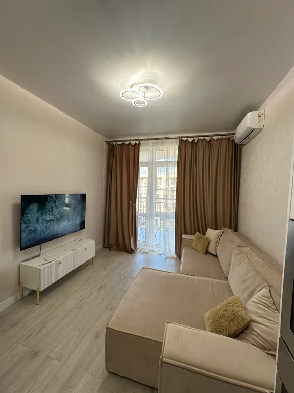 Уютная квартира с видом на бассейн