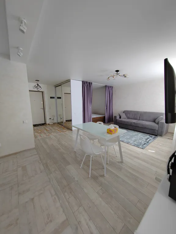 Уютная квартира-студия в центре города — аренда посуточно в Брест