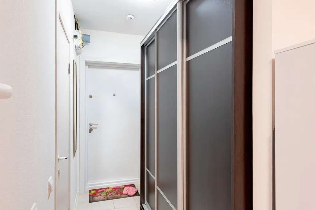 Рядом с метро Саларьево