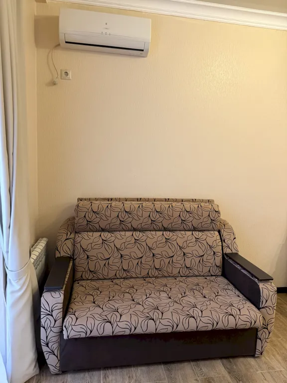 Квартира Квартира с балконом и видом на горы в центре - 11 мин до моря — Геленджик