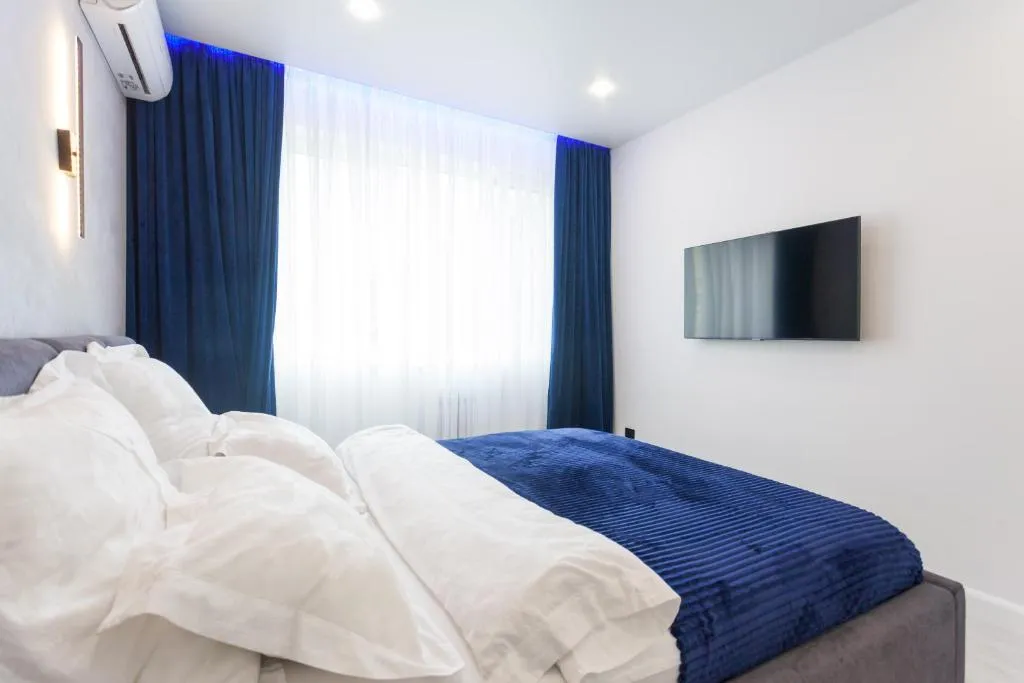 Современная 3-комнатная квартира напротив площади Победы