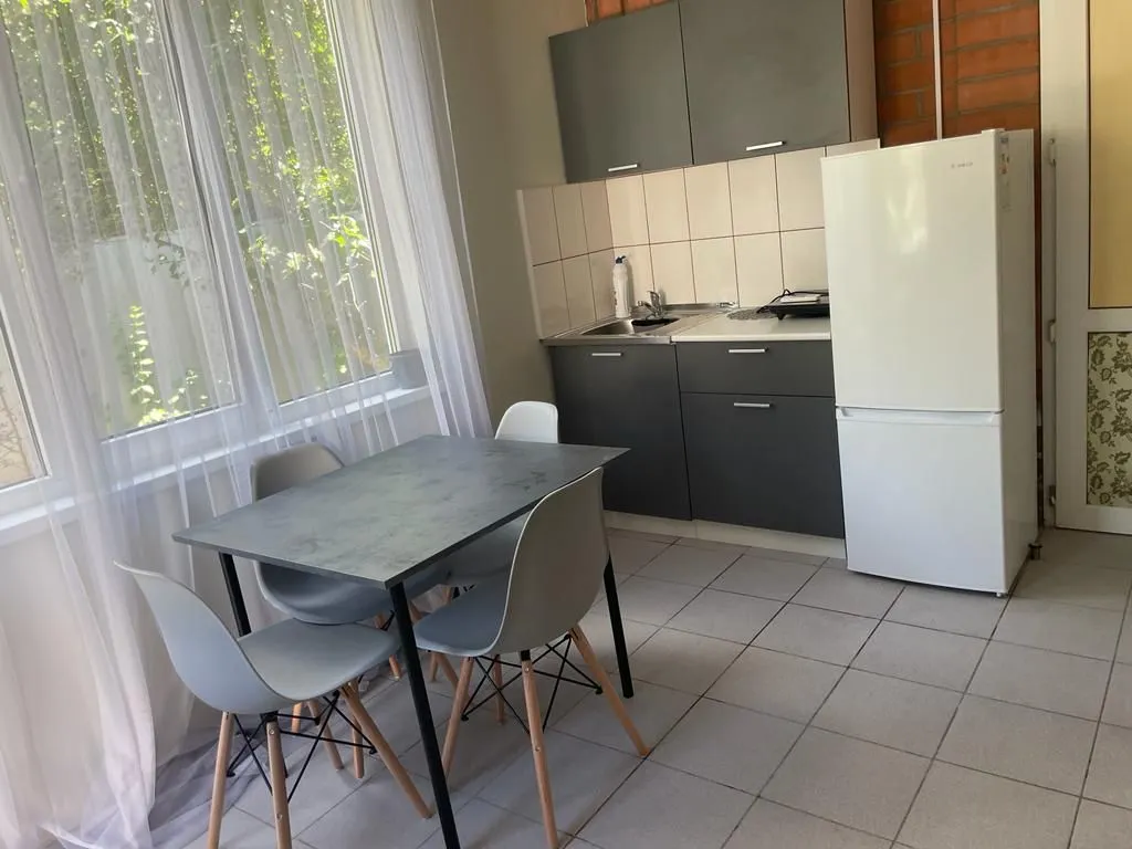 Квартира 2-комнатная Квартира — Геленджик