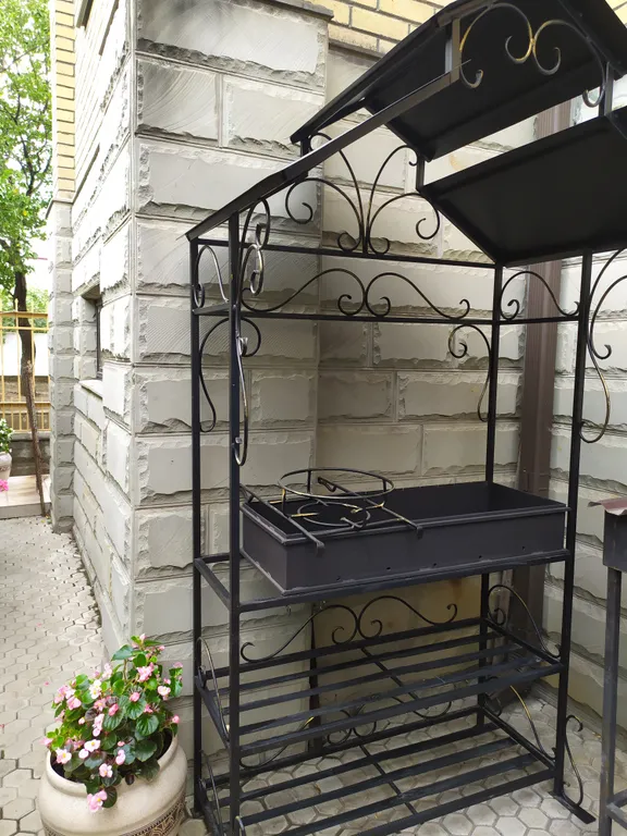 Коттедж Уютный домик утопающий в зелени — Геленджик