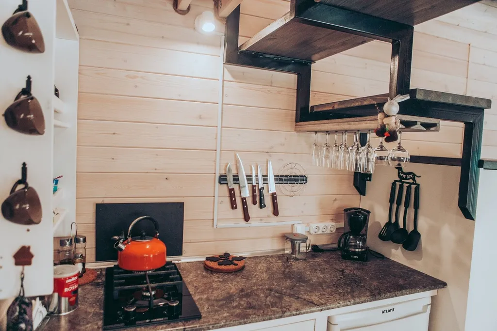 Дом у реки Волма в лесу