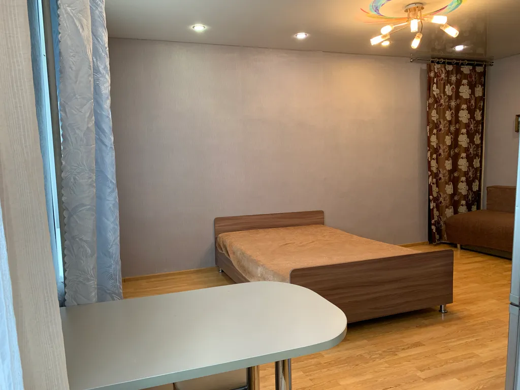 Квартира Квартира Студия с видом на оживленную улицу — Красноярск