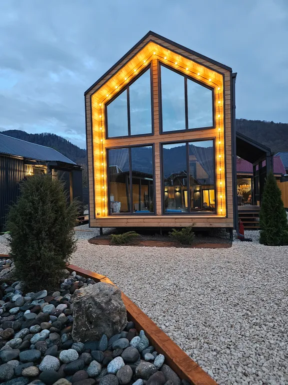 Дом 50m2 — сибирский чан, панорамные окна, тёплый бассейн