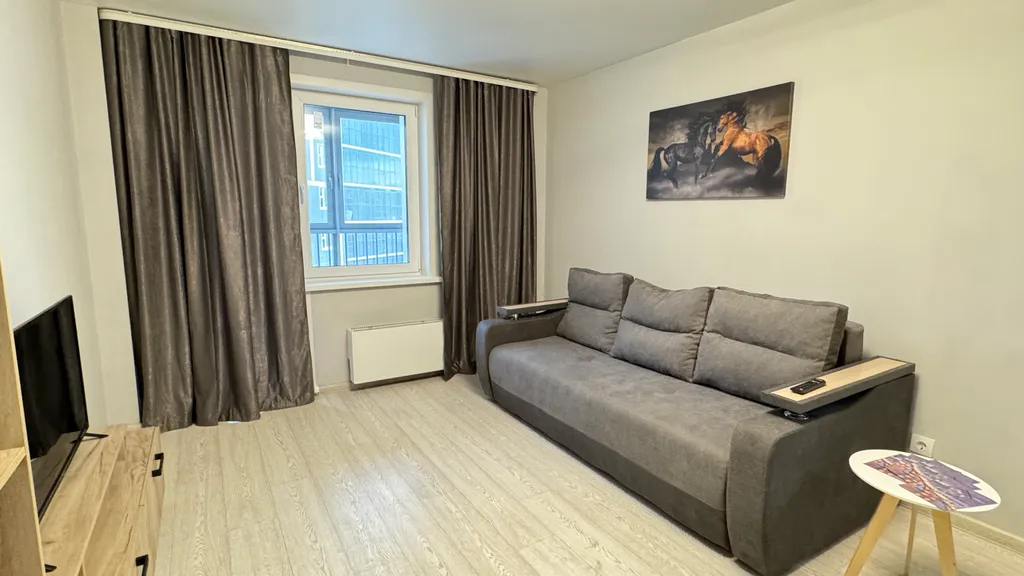 Квартира Светлая и уютная однокомнатная квартира в жк Мичуринские Аллеи — Красноярск