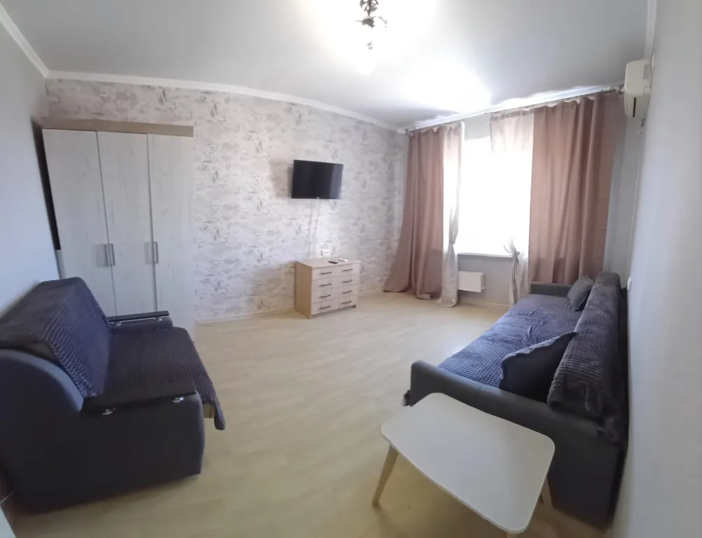 Квартира с видом на море и город — аренда посуточно в Щёлкино