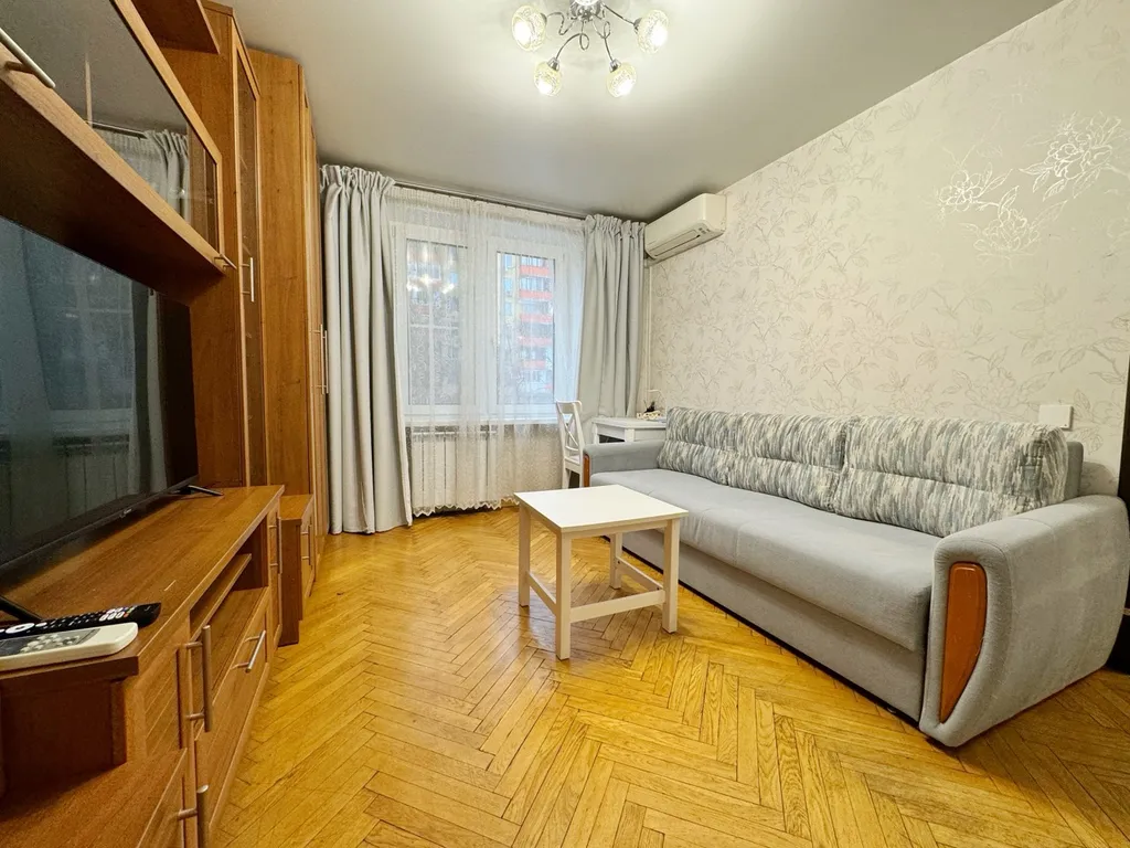 Квартира Уютная квартира у метро ВДНХ — Москва
