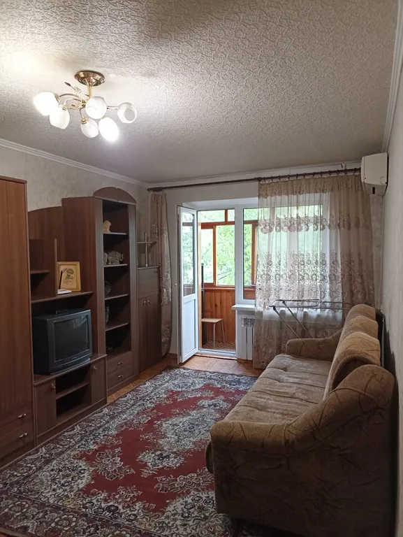 Уютная двухкомнатная квартира в центре Мариуполя