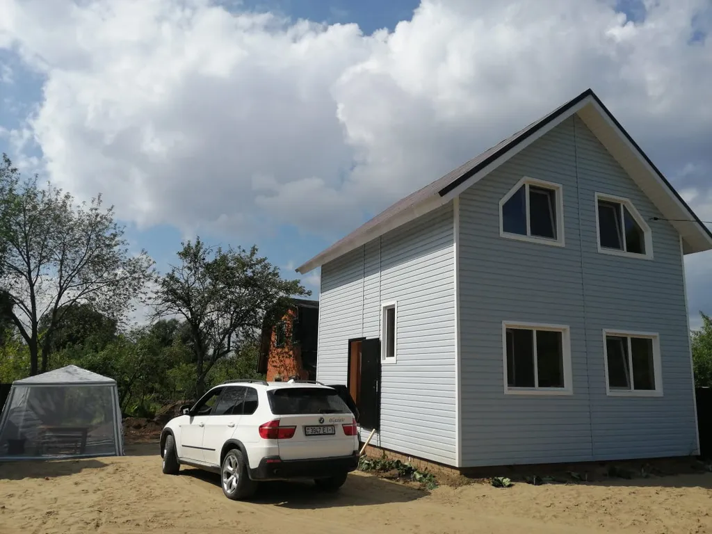 Дом напротив Ак Барс Арены