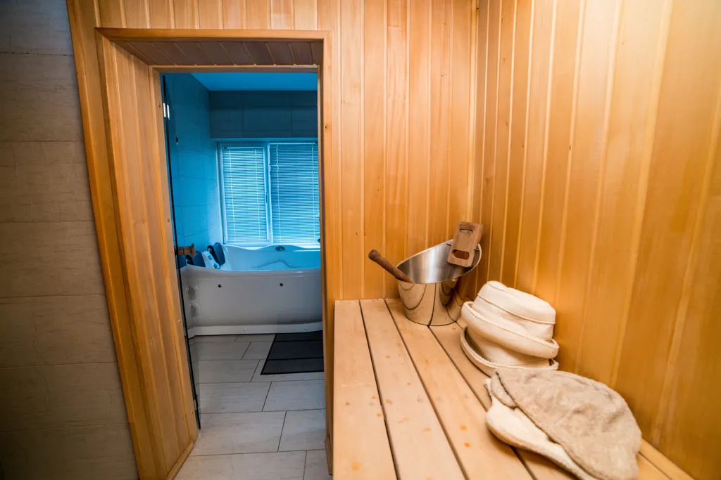 Коттедж 3-комнатный Дом — Кучугуры