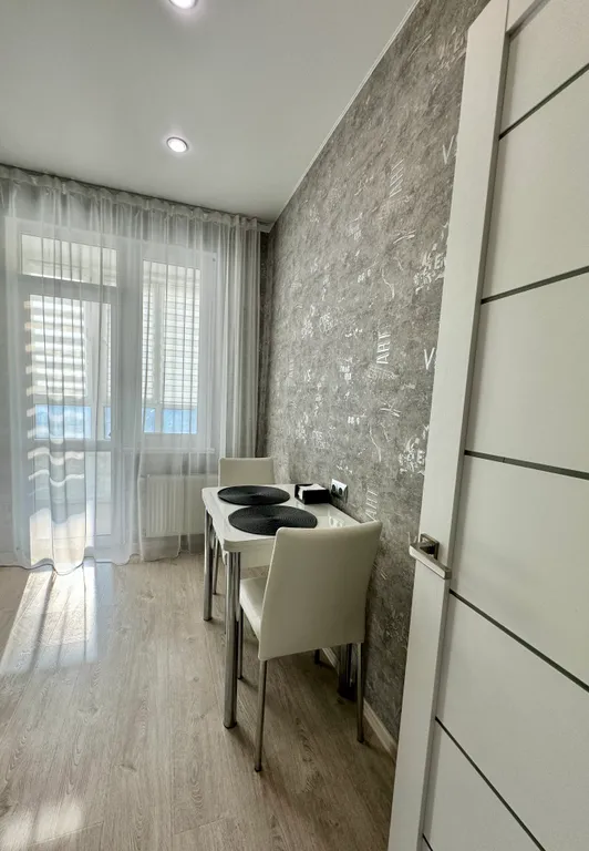 Квартира Уютная квартира рядом с ТЦ Меганом — Мирное