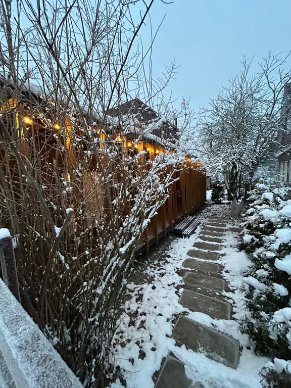 Стильный дом из морского контейнера