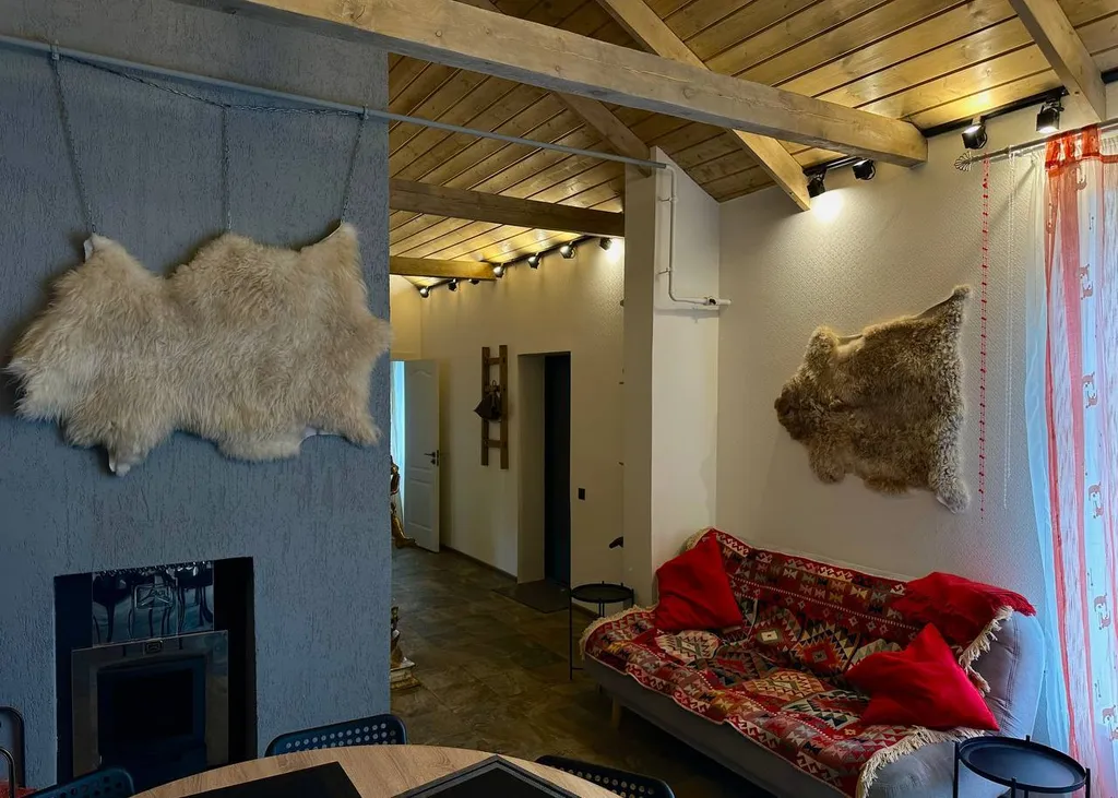 Касл руж - дом у Павловского парка