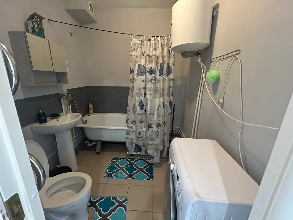 Две двуспальные кровати с ортопедич. Подушками, раздельные комнаты