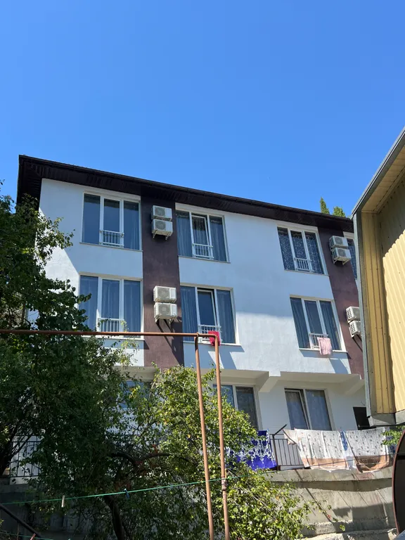 Дом на ласточке