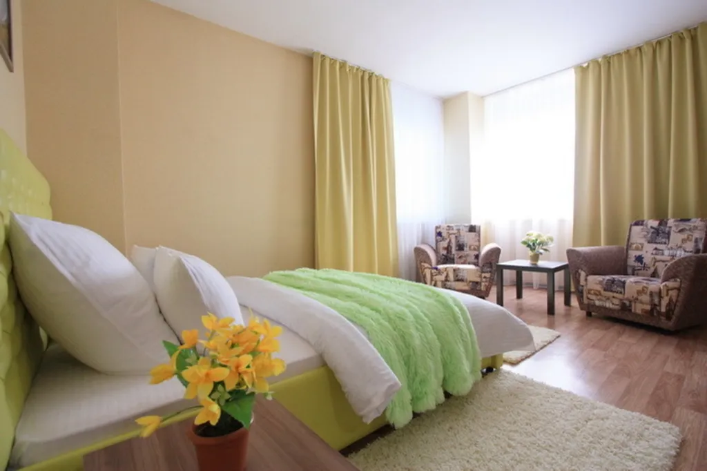 Квартира Квартира Уютныe Апартамeнты в новoм доме напротив TРЦ Плaнетa — Красноярск