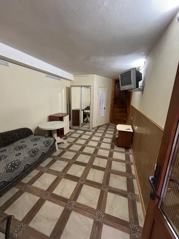 Номер на берегу моря