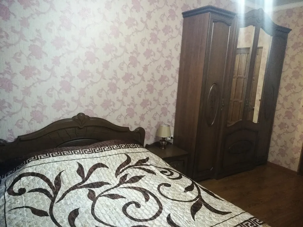 2-комнатная квартира в центре возле парка