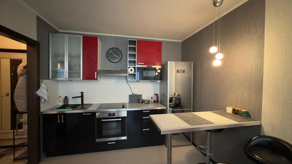 Чистая и комфортная квартира, рядом Плаза Столица Больница