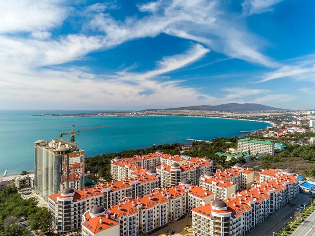 Просторный апартамент в элитном ЖК у моря