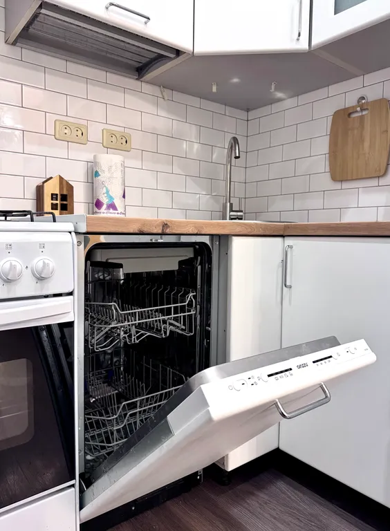 Центр, 3 комнаты, отличный ремонт! Удобные спальные места.